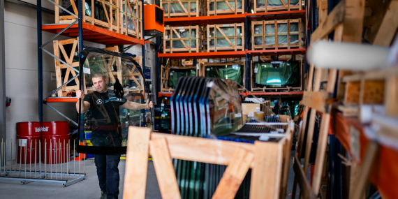 Wnętrze firmy motores